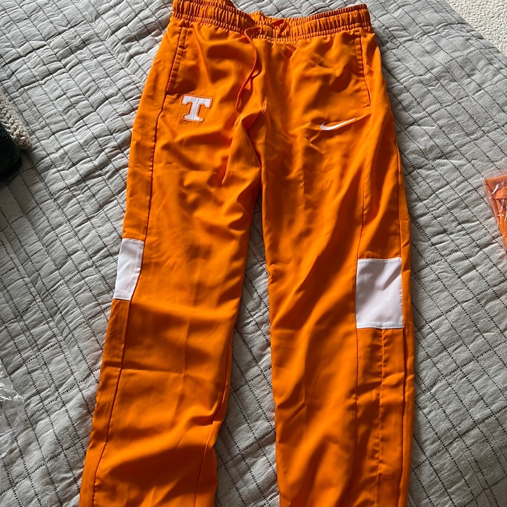 Women’s track/warm up pants